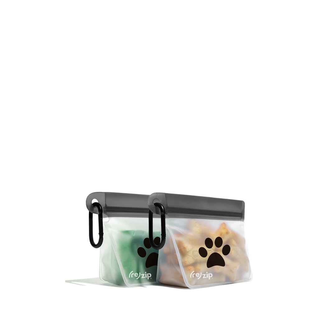 Portable pet carabiner bag – reusable stand-up pouch for poop bags, snacks, and keys, leash-attachable, ideal for walks and outings
