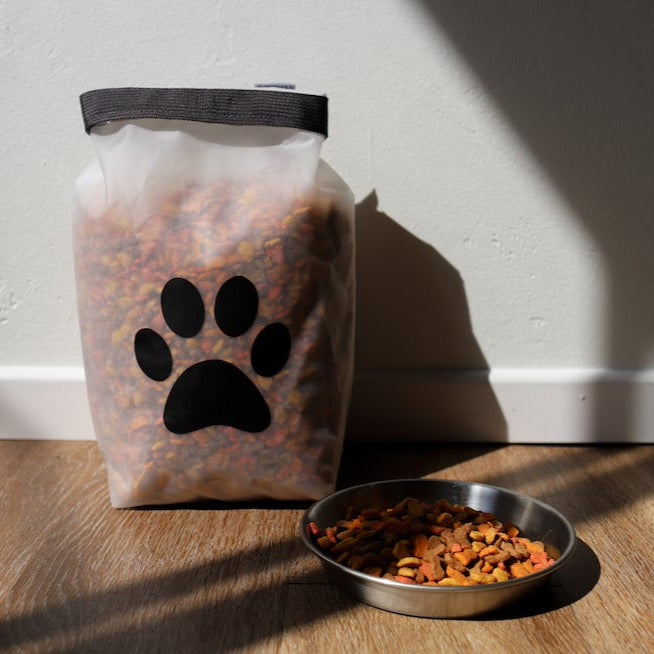 14 Cup Pet Food Storage Bag