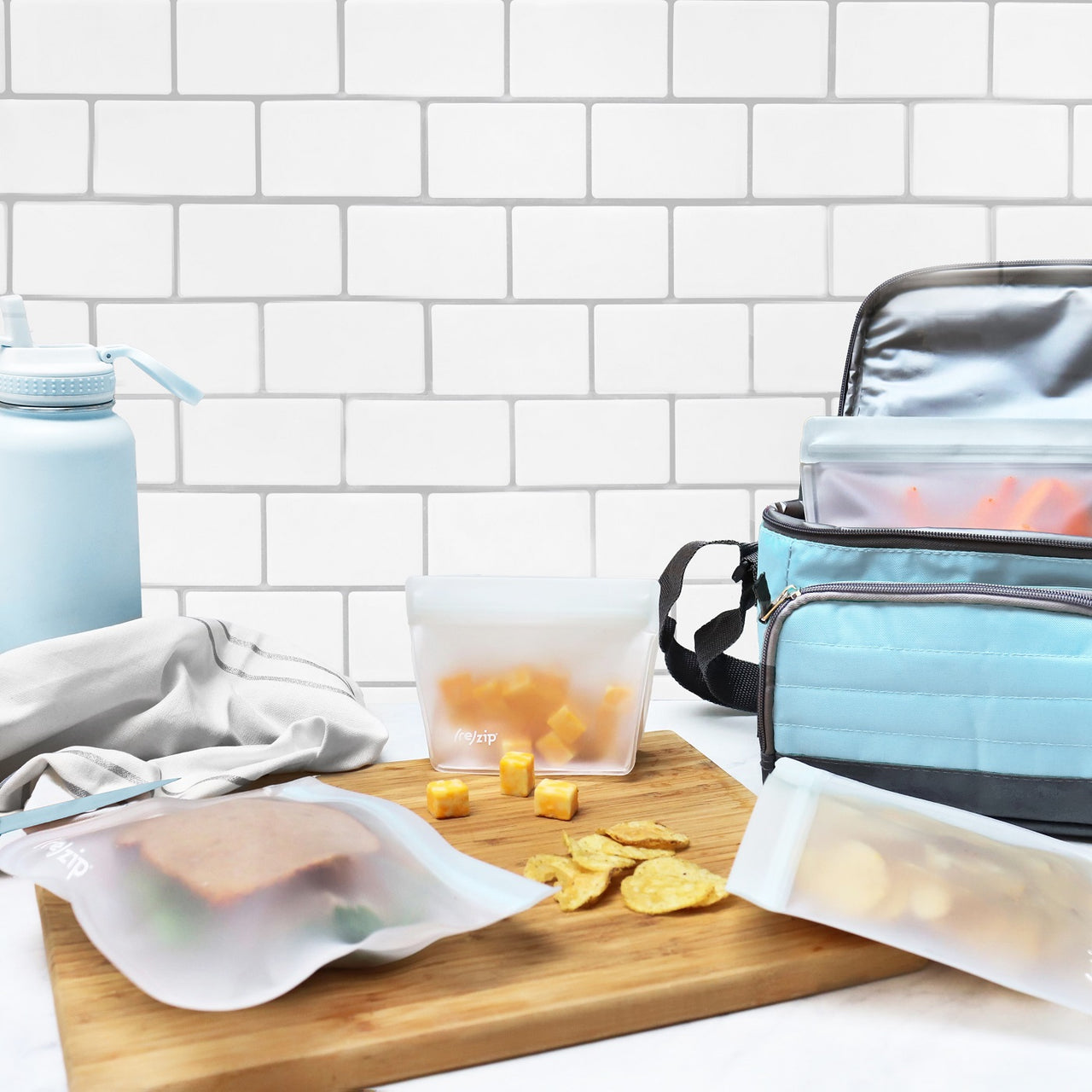 reusable leak proof lunch food storage bags for on the go lunch, sandwiches, and snacks